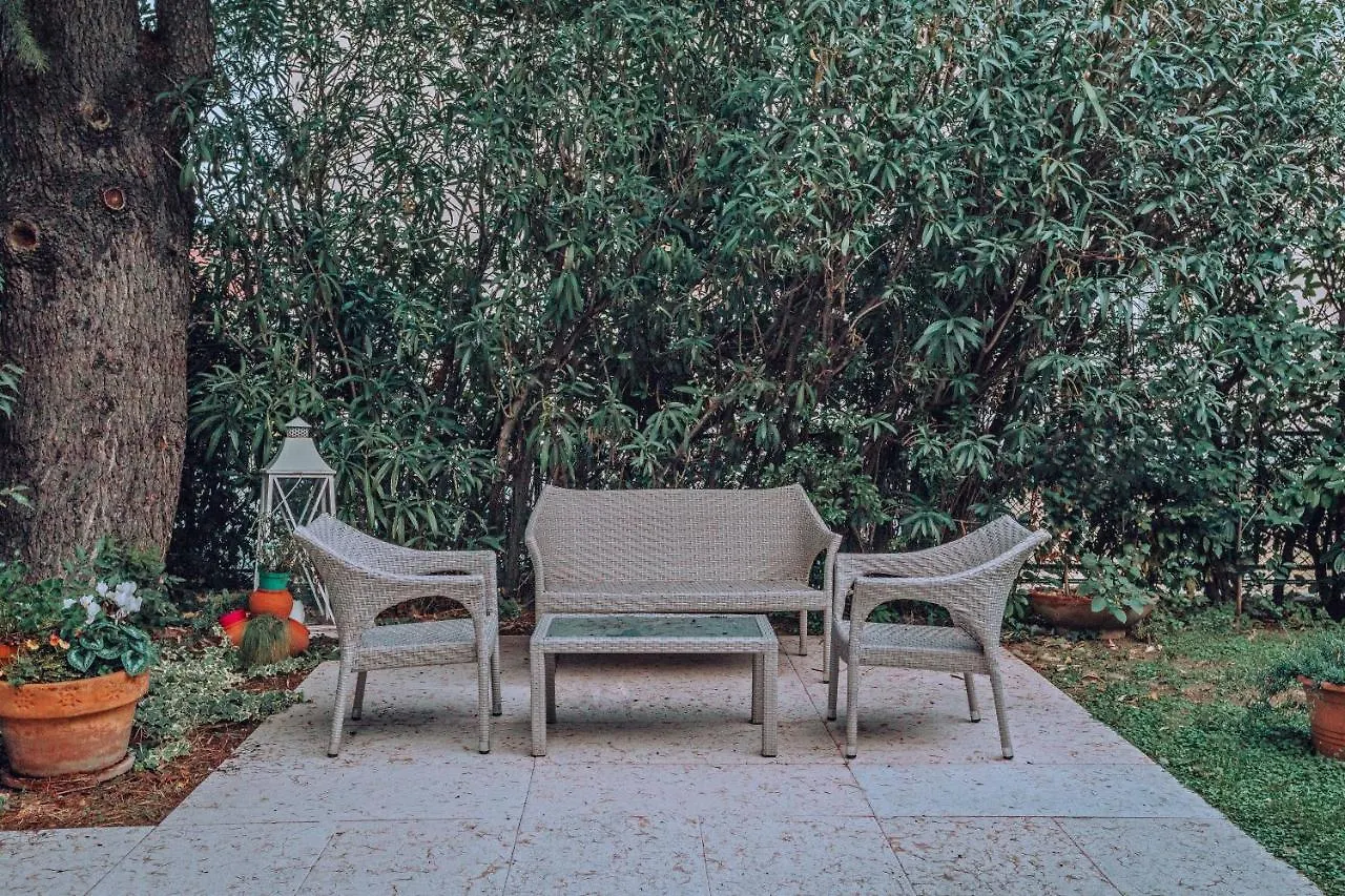 Bed&Breakfast Relax In The Lake Desenzano del Garda 0*,  Włochy